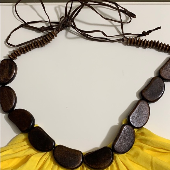 Juniors Halter Top. NWT. - Picture 2 of 5